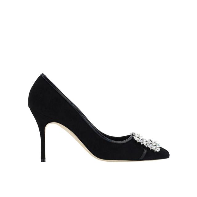 MANOLO BLAHNIK Pointed In Black Product Image