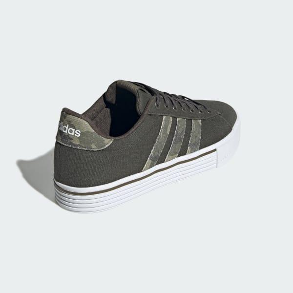 Daily 4.0 Shoes Product Image