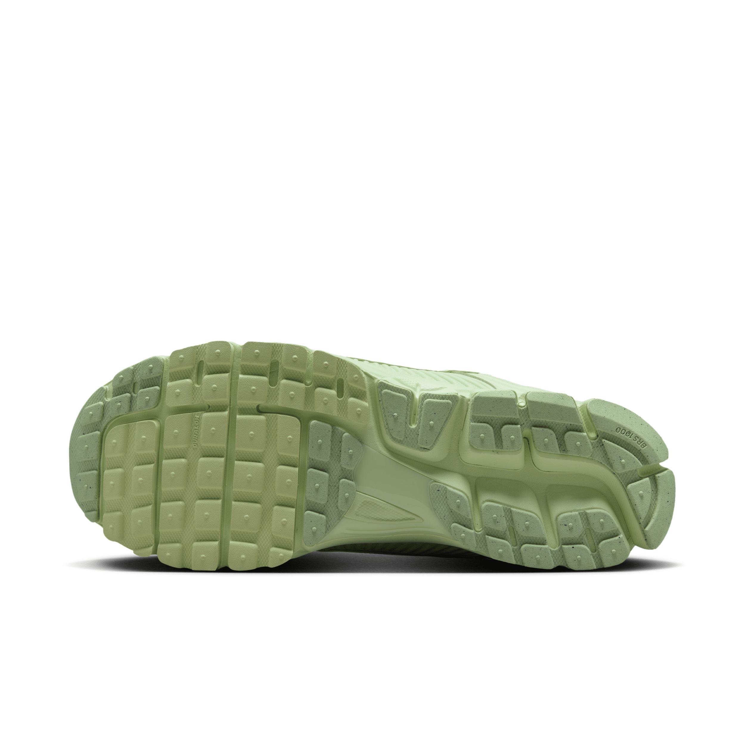 Nike Mens Nike Vomero 5 - Mens Shoes Vapor Green/Vapor Green Product Image