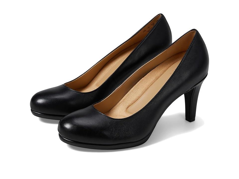 Naturalizer Michelle Leather Low Platform Pumps Product Image