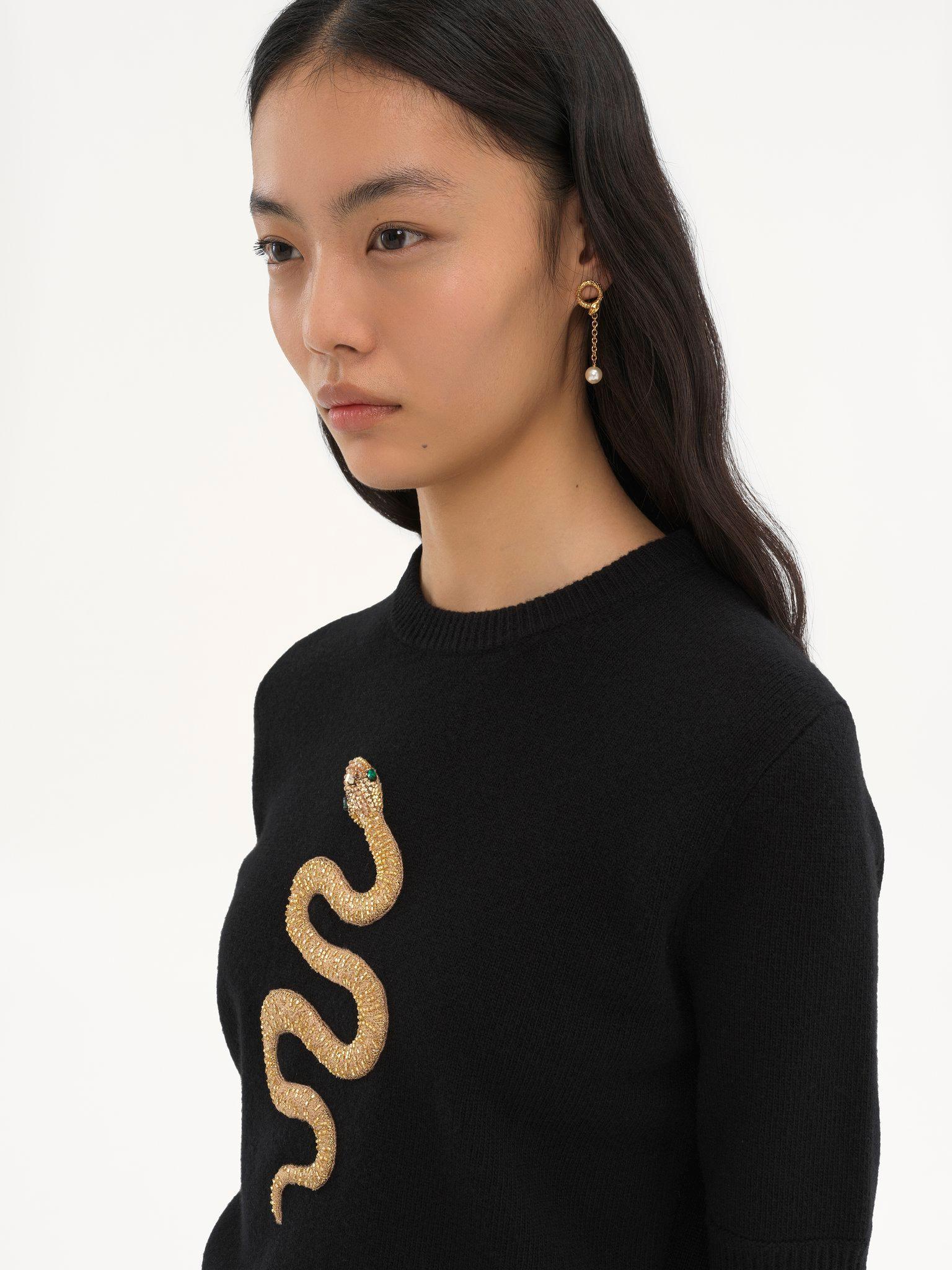 The Chloé Snake earrings Product Image