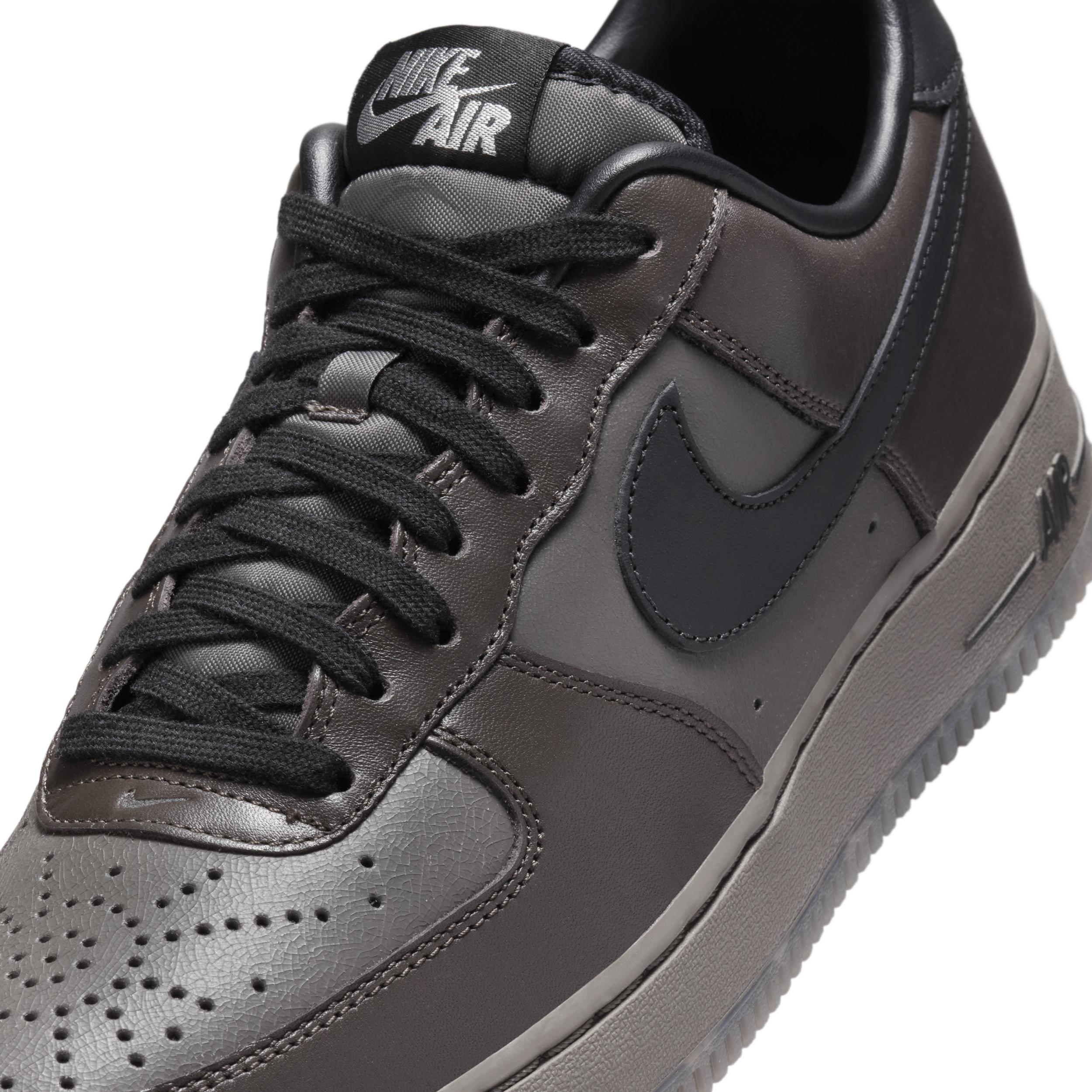 Nike Men's Air Force 1 Low Shoes Product Image