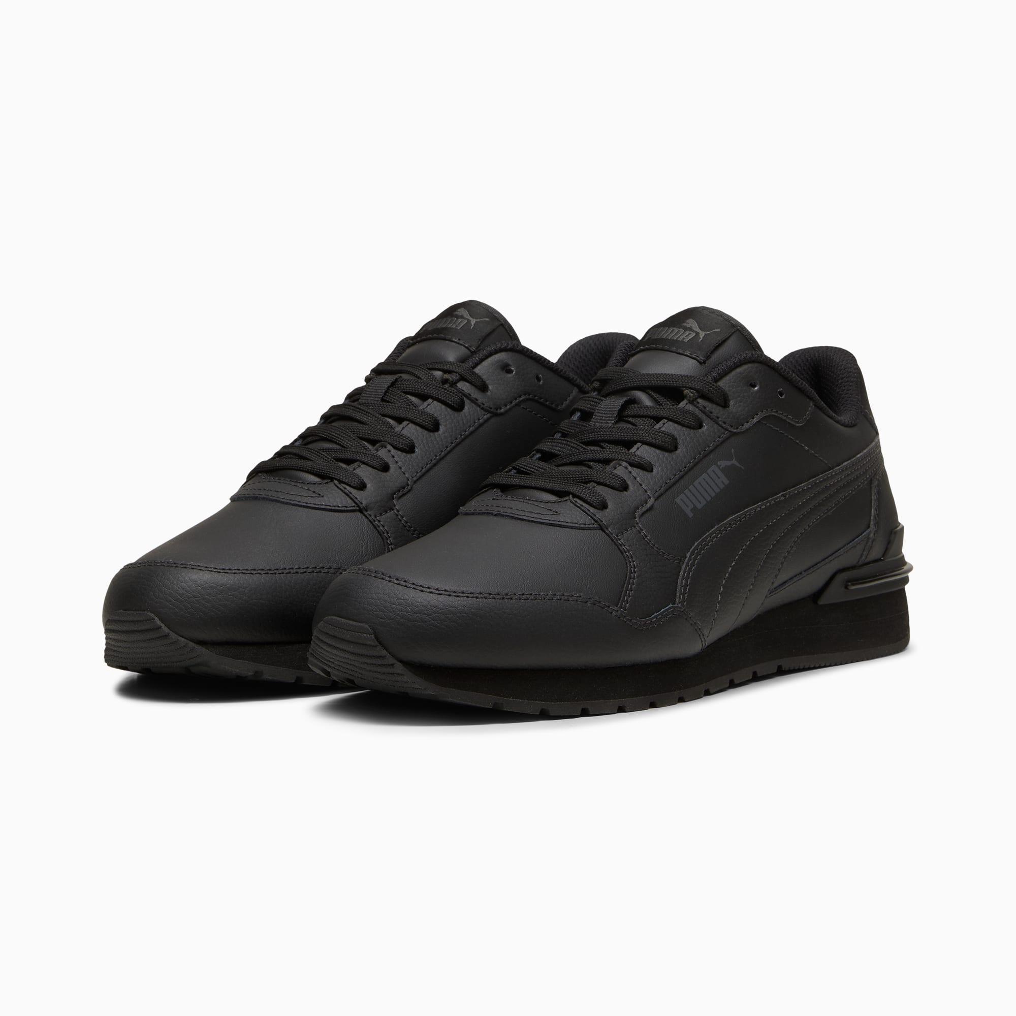 ST Runner v4 Leather Men's Sneakers Product Image