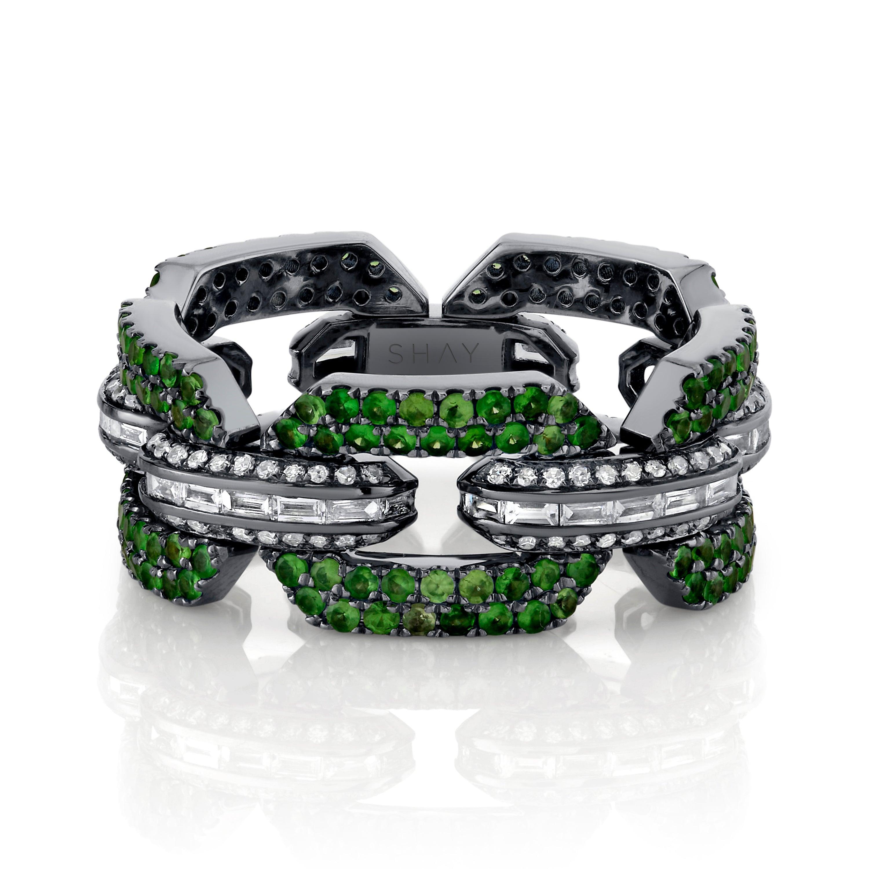 MEN'S GREEN GARNET PAVE BALL BRACELET Male Product Image