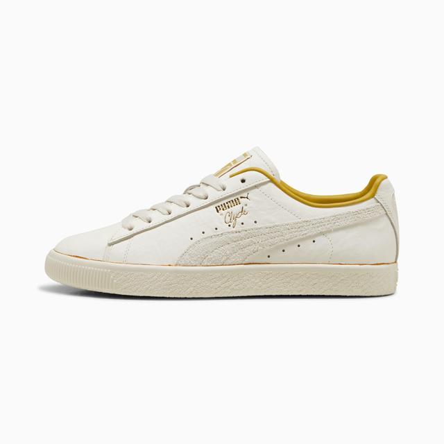 PUMA x The NeverWorn IV Clyde Men's Sneakers Product Image