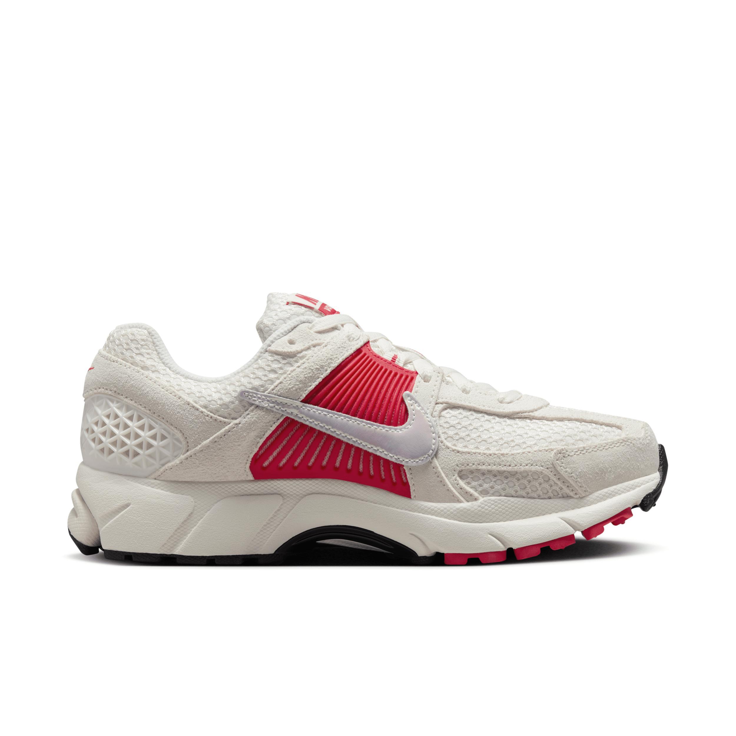 Nike Women's Zoom Vomero 5 Shoes Product Image