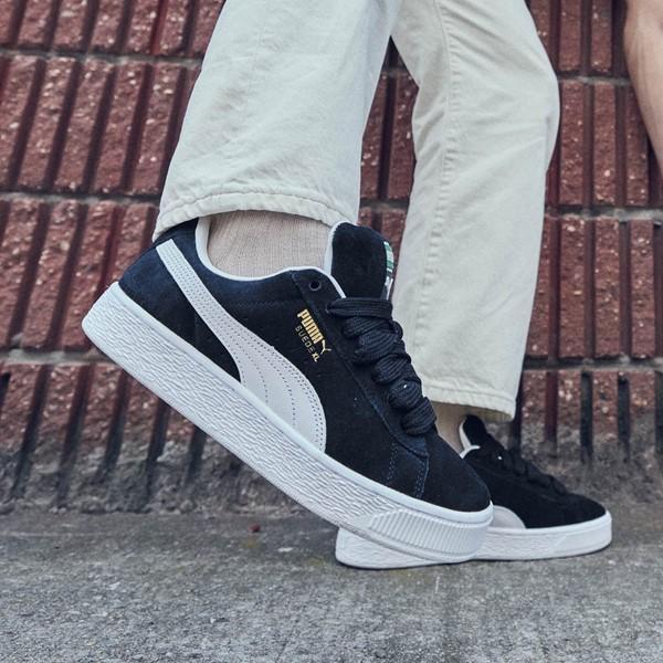 Mens PUMA Suede XL Athletic Shoe - Black / White Product Image