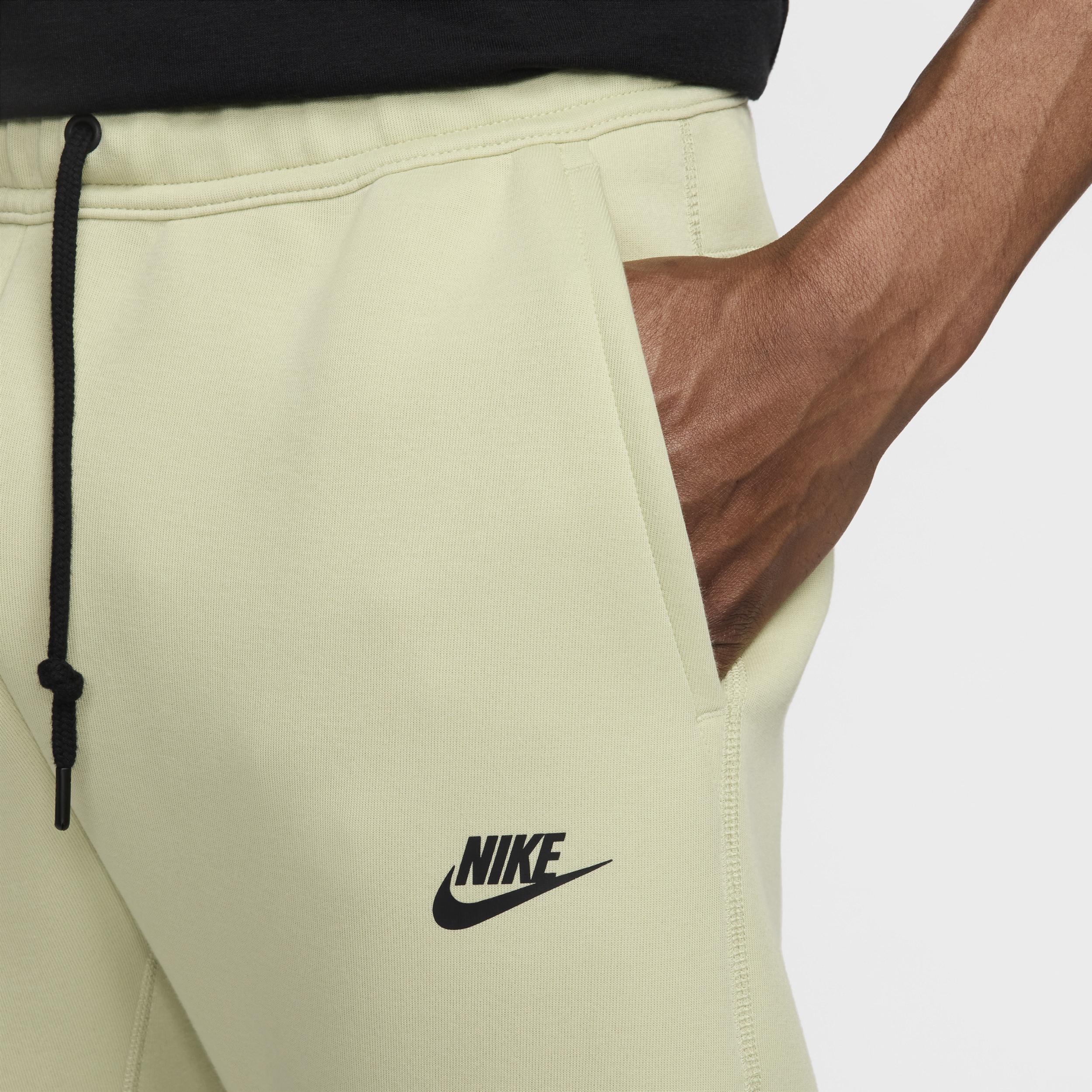 Men's Nike Sportswear Tech Fleece Jogger Pants Product Image