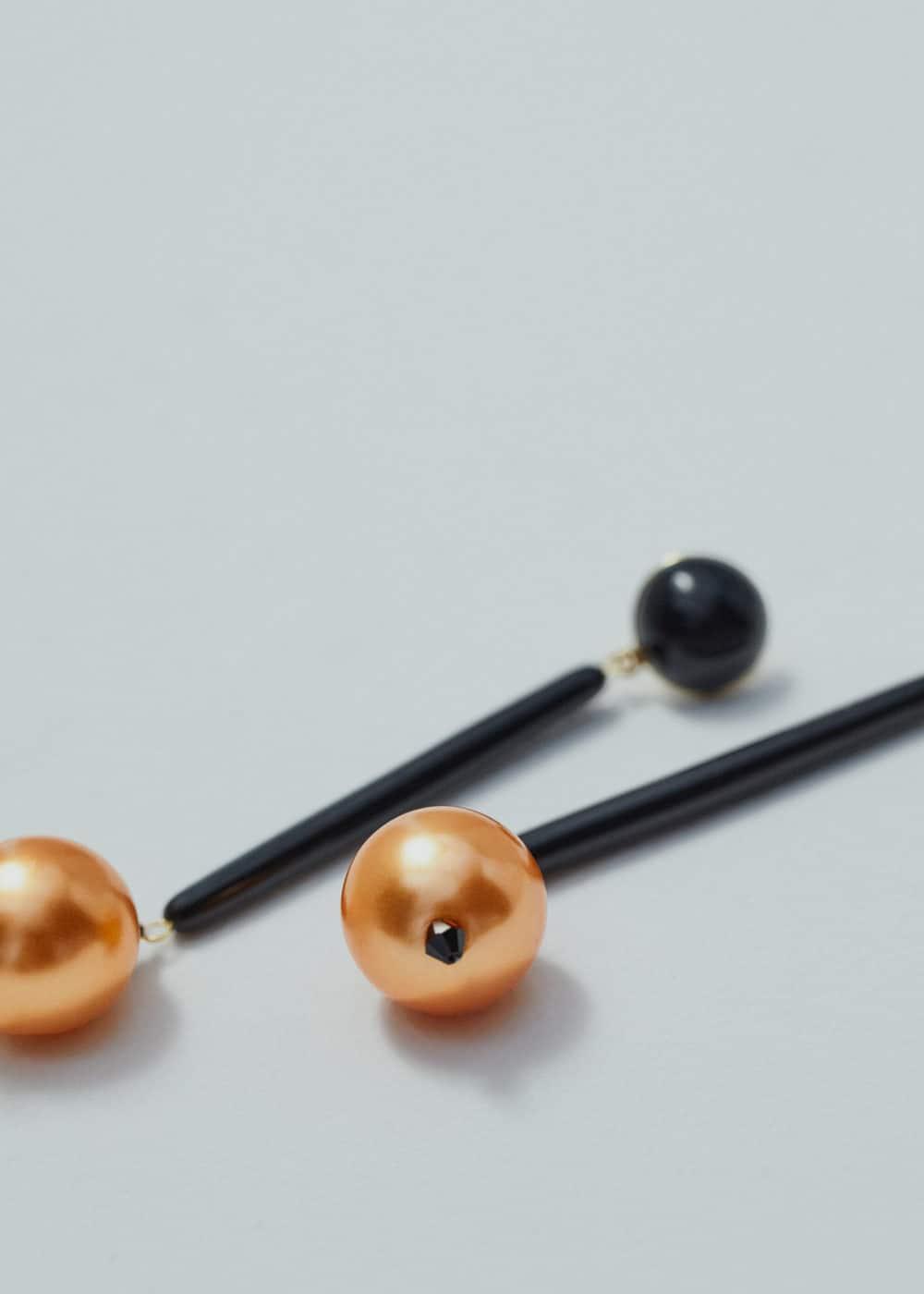 MANGO - Rigid earrings with bead detail - One size - Women Product Image