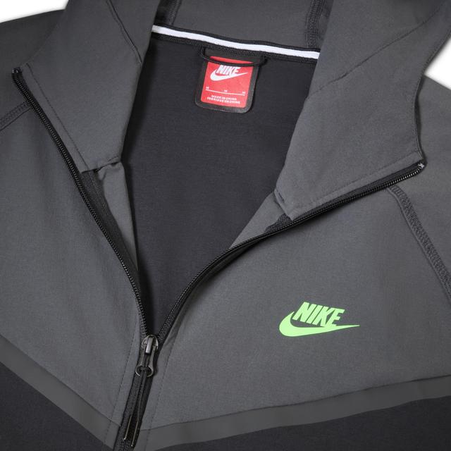 Nike Men's Tech Woven Jacket Product Image