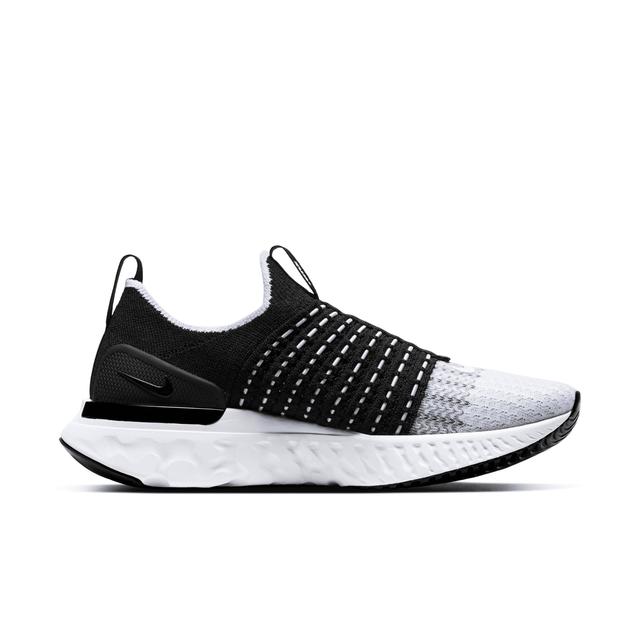 Nike Women's React Phantom Run Flyknit 2 Road Running Shoes Product Image