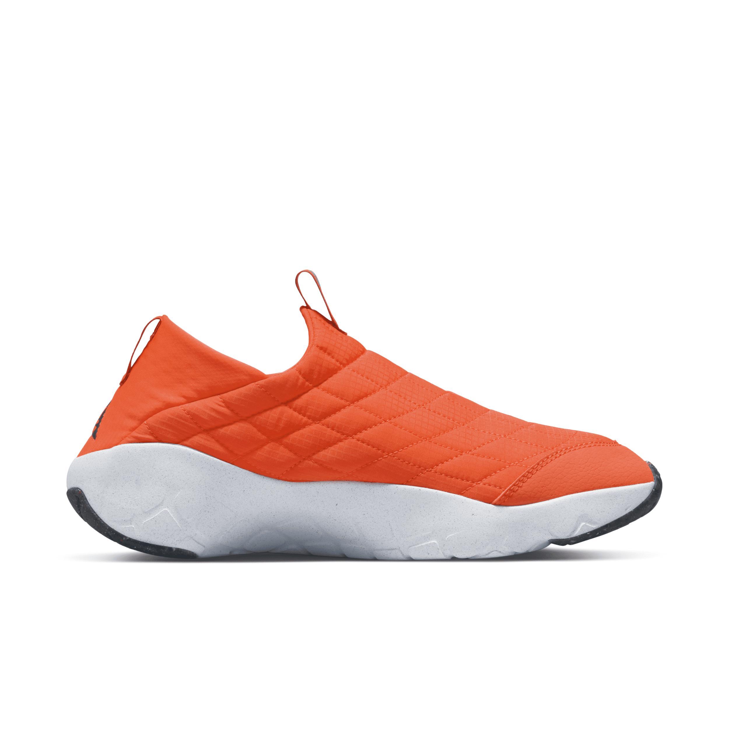 Men's Nike ACG Moc 3.5 Shoes  Product Image