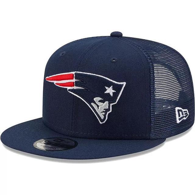 Mens New Era Navy New England Patriots Classic Trucker 9FIFTY Snapback Hat Product Image