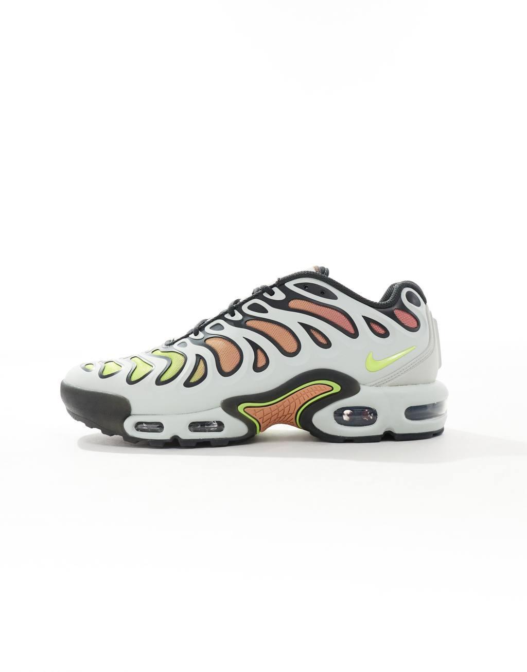 Nike Air Max Plus Drift sneakers in gray and multi Product Image