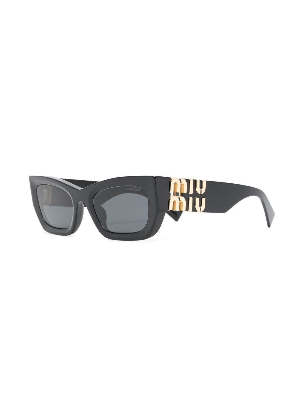 logo-plaque rectangular sunglasses Product Image