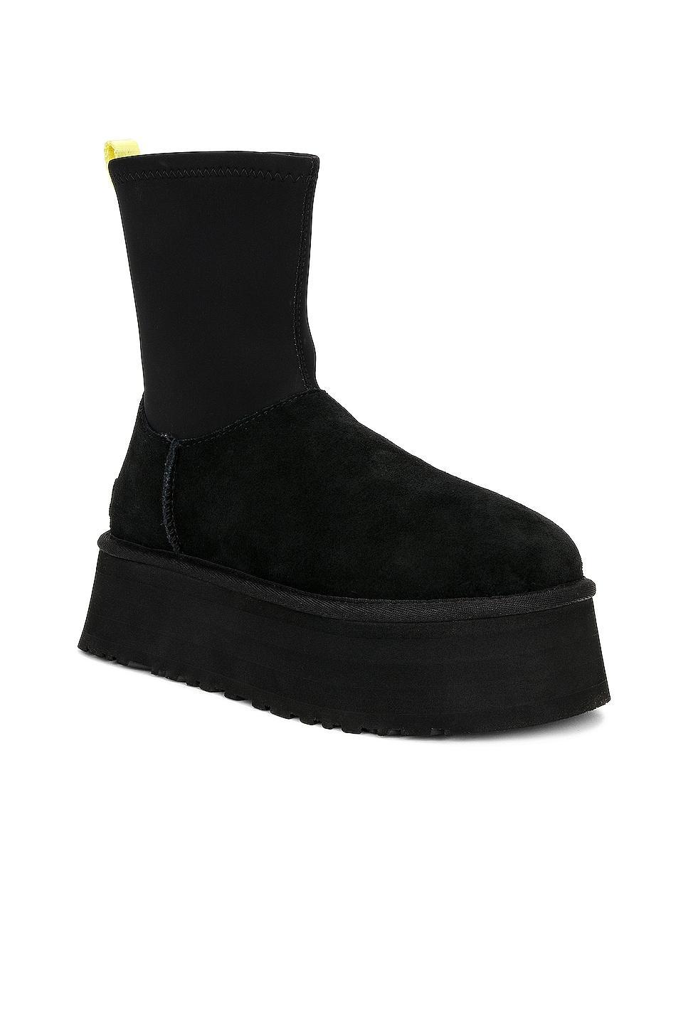 UGG Classic Dipper Boot in Brown Product Image