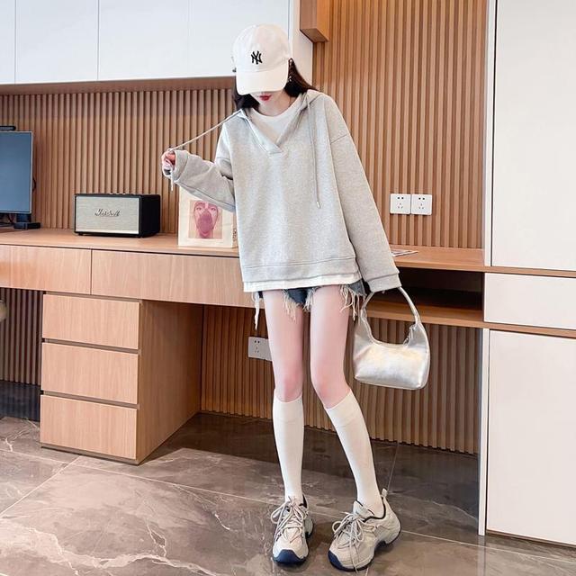 Mock Two-Piece Round Neck Two Tone Drawstring Hoodie Product Image