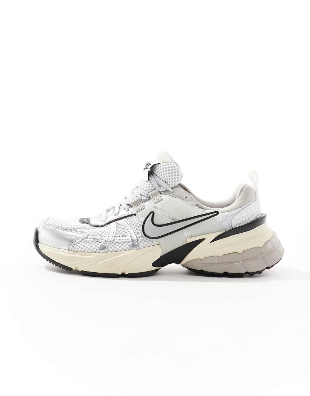 Nike V2K Run sneakers in white Product Image