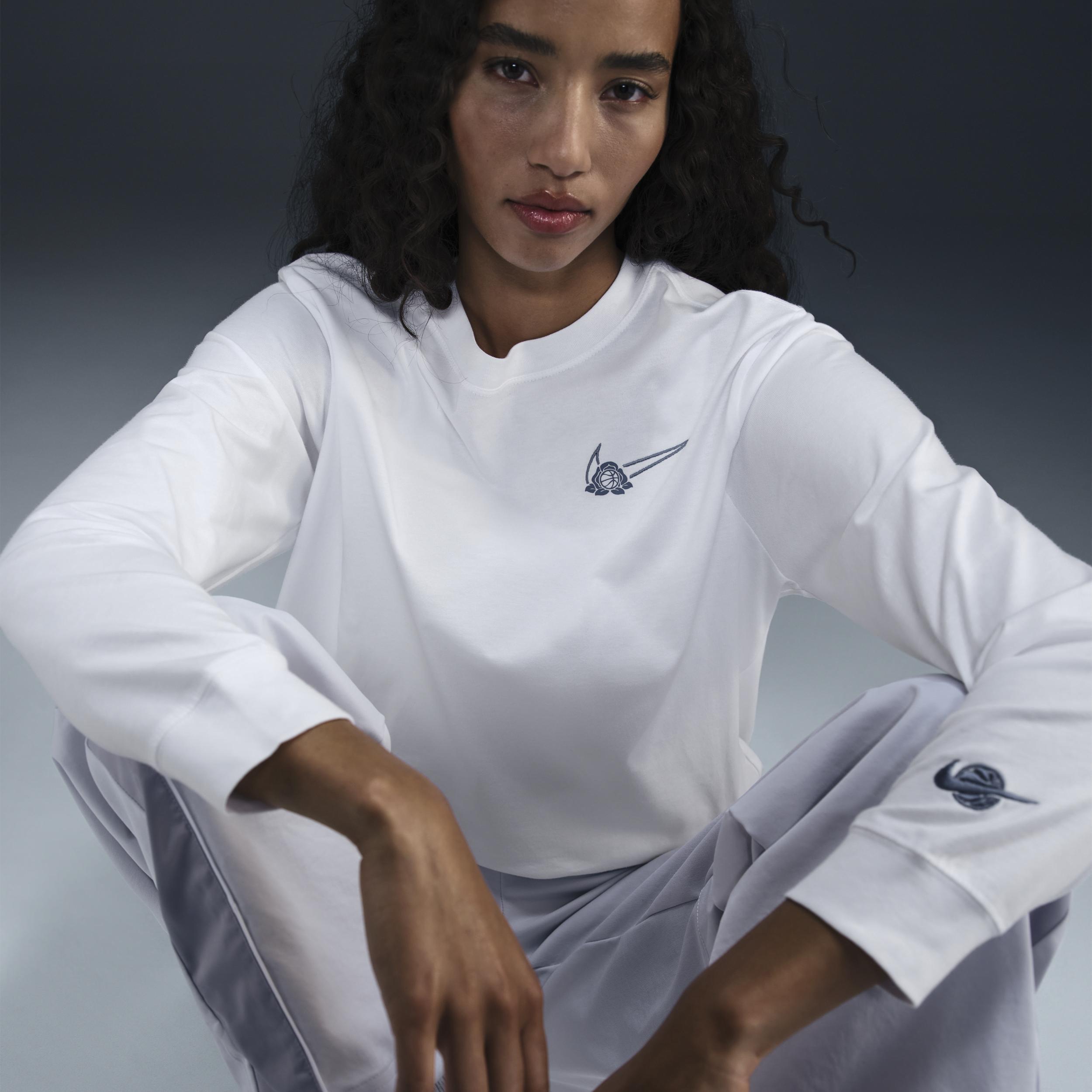 Nike Women's Long-Sleeve Graphic Basketball T-Shirt Product Image