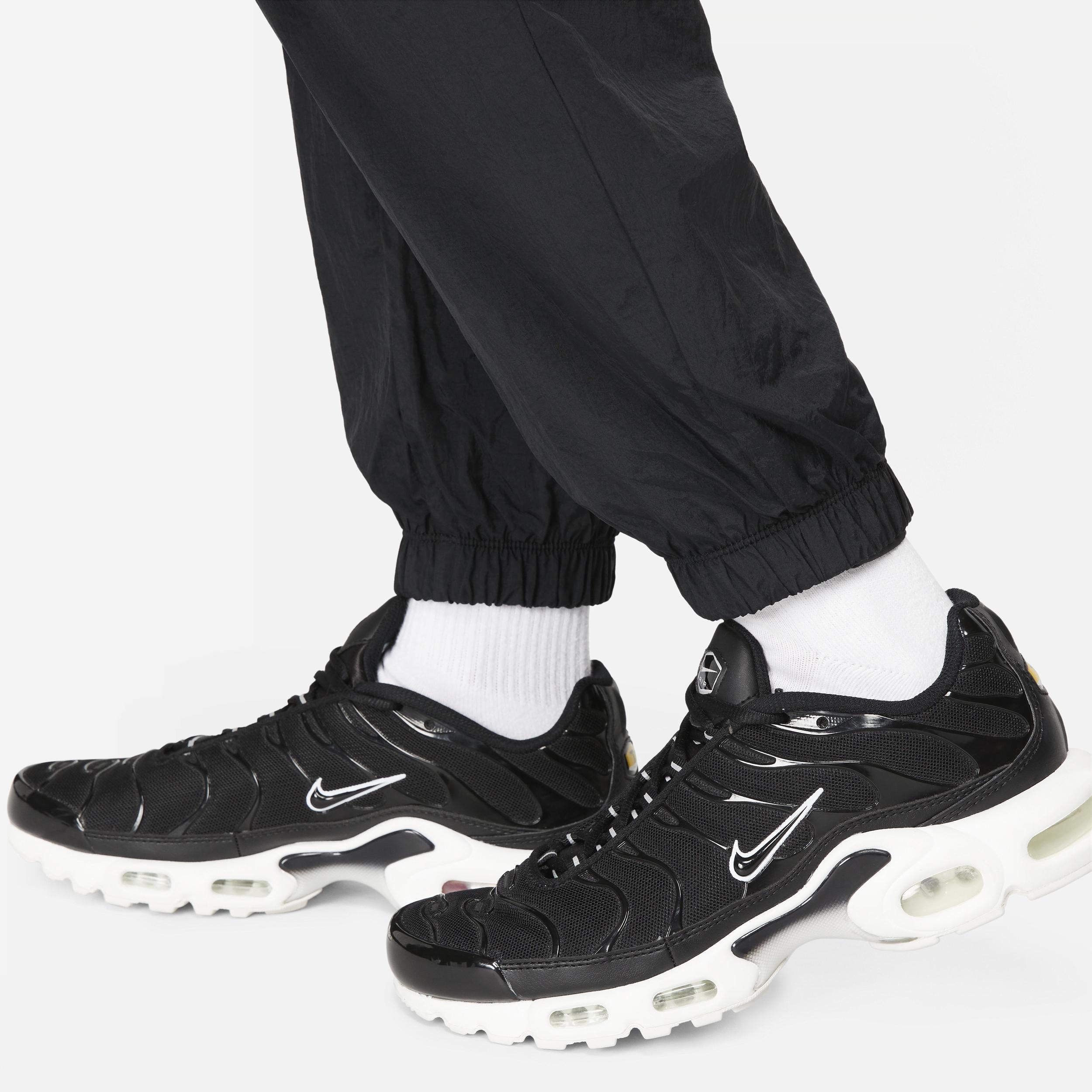 Nike Sportswear Essential Women's Mid-Rise Pants Product Image