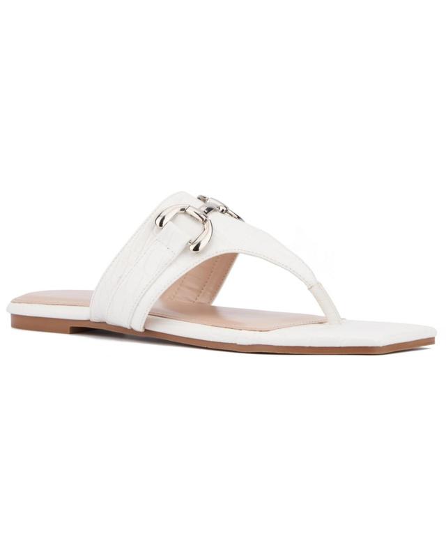 Fashion To Figure Womens Saralyn Flat Sandal - Wide Width Product Image