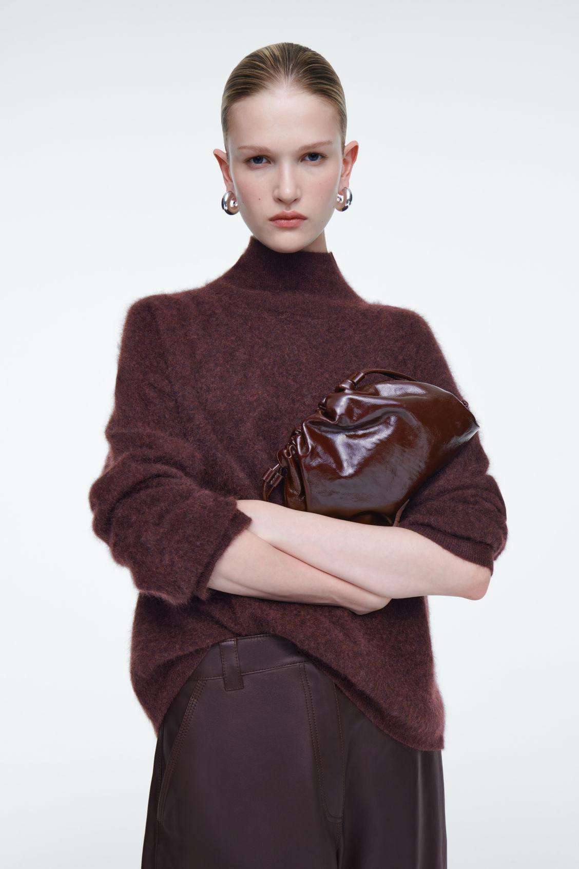 MINI CAVATELLI CLUTCH - LEATHER Product Image