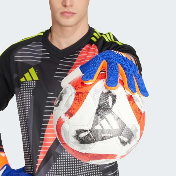 Predator Pro Goalkeeper Gloves Product Image