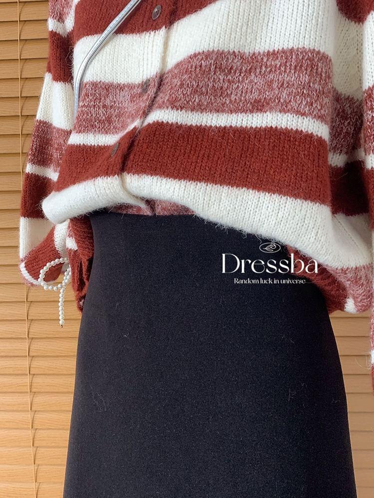 Round Neck Striped Cardigan Product Image