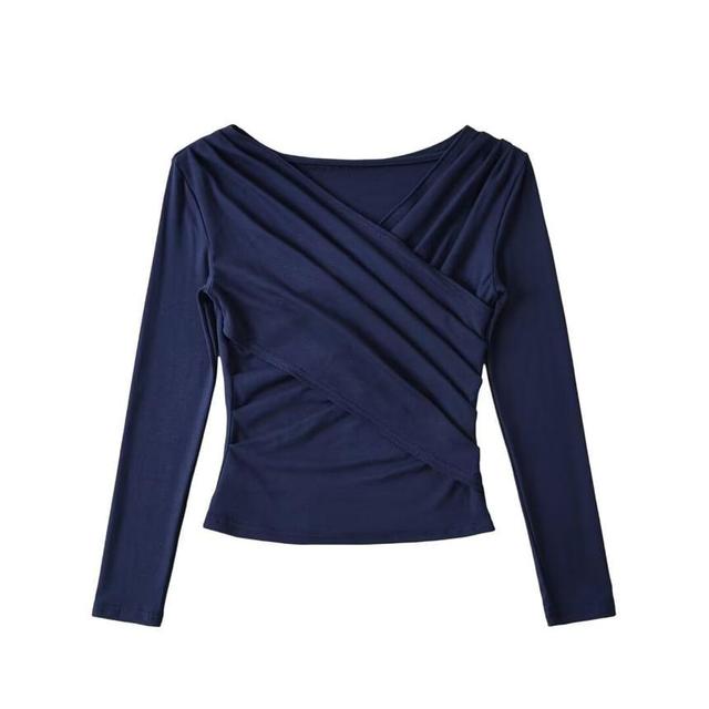 Long Sleeve V-Neck Crisscross Ruched Tee Product Image