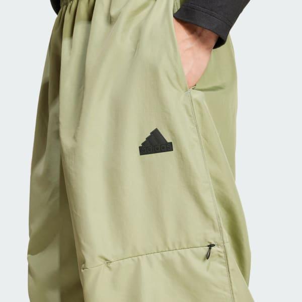 adiClub Cargo Pants Product Image