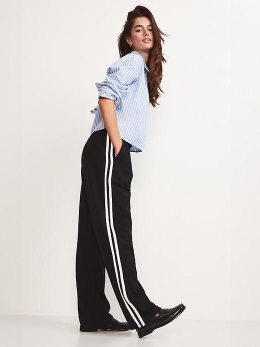 Extra High-Waisted SoComfy Track Pant product image