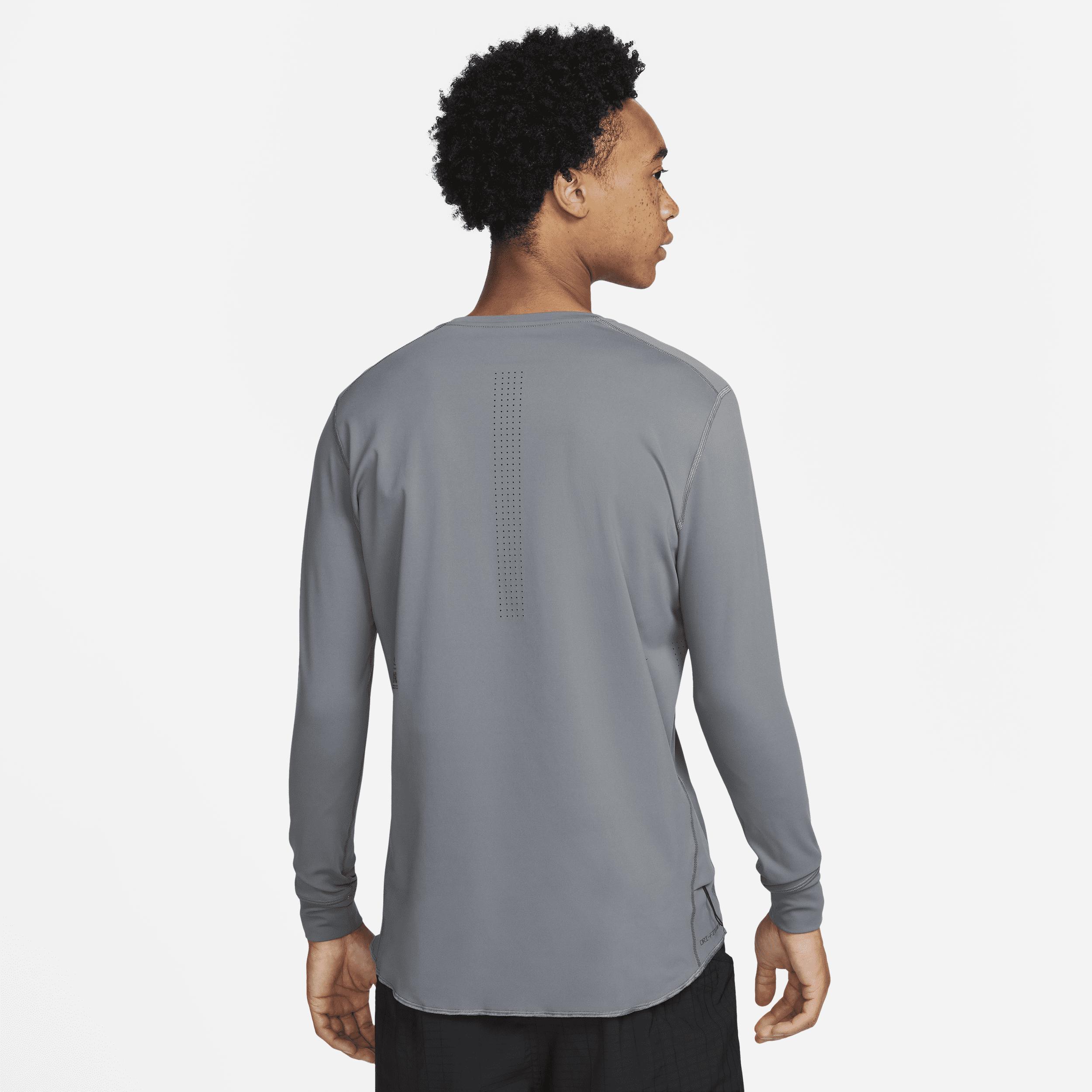 Nike Men's A.P.S. Dri-FIT ADV Versatile Top Product Image