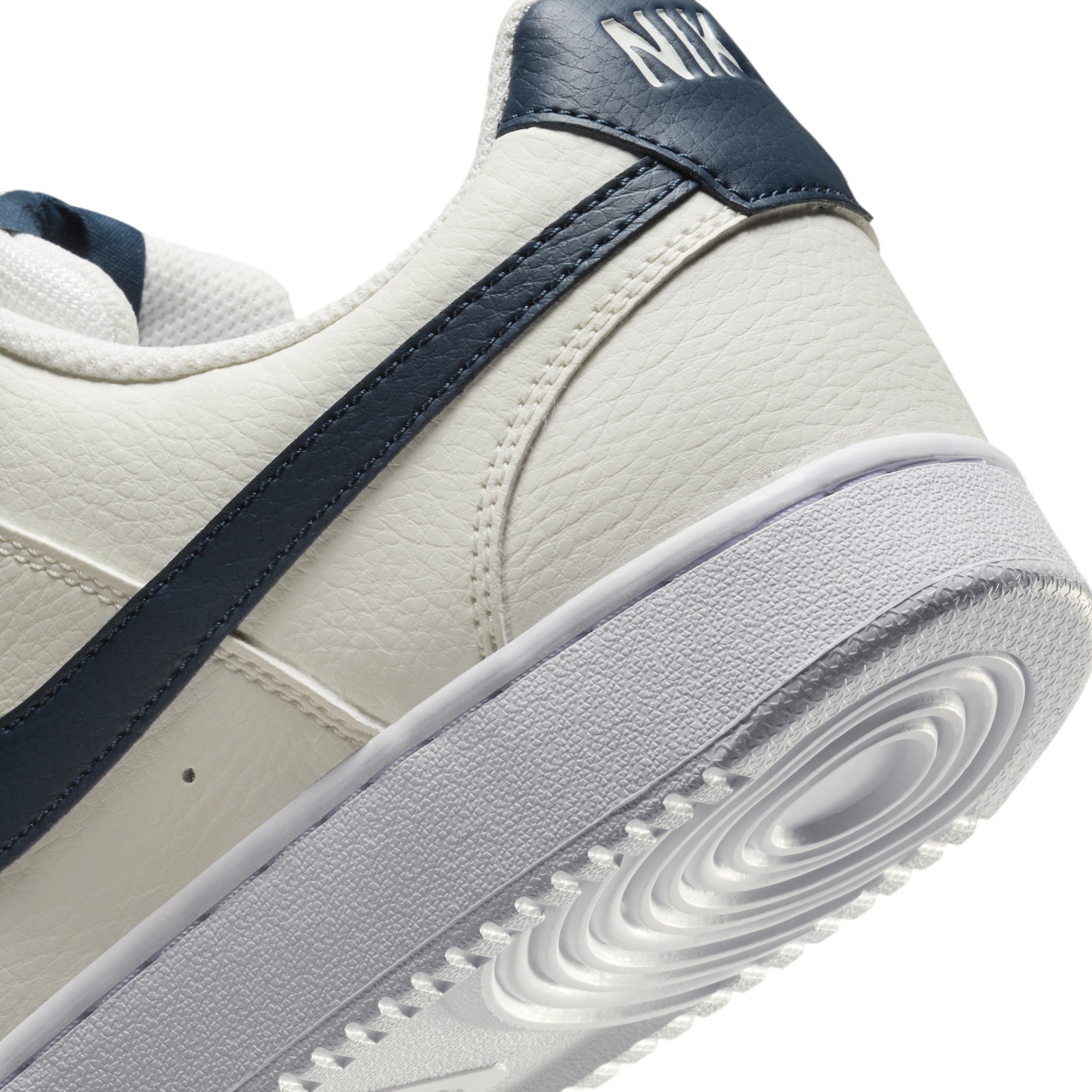 Nike Men's Court Vision Low Shoes Product Image