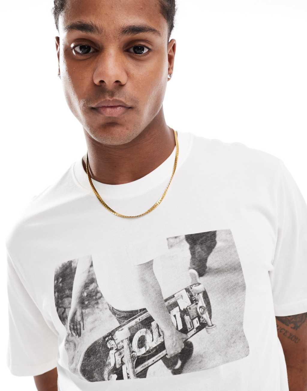 ONLY & SONS regular T-shirt with skateboard print in white Product Image