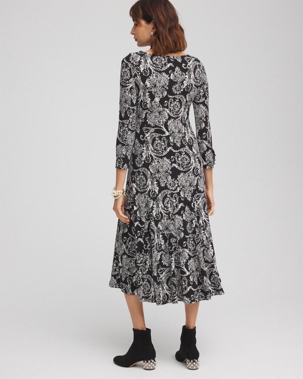 Women's Swirl Print Midi Dress Product Image