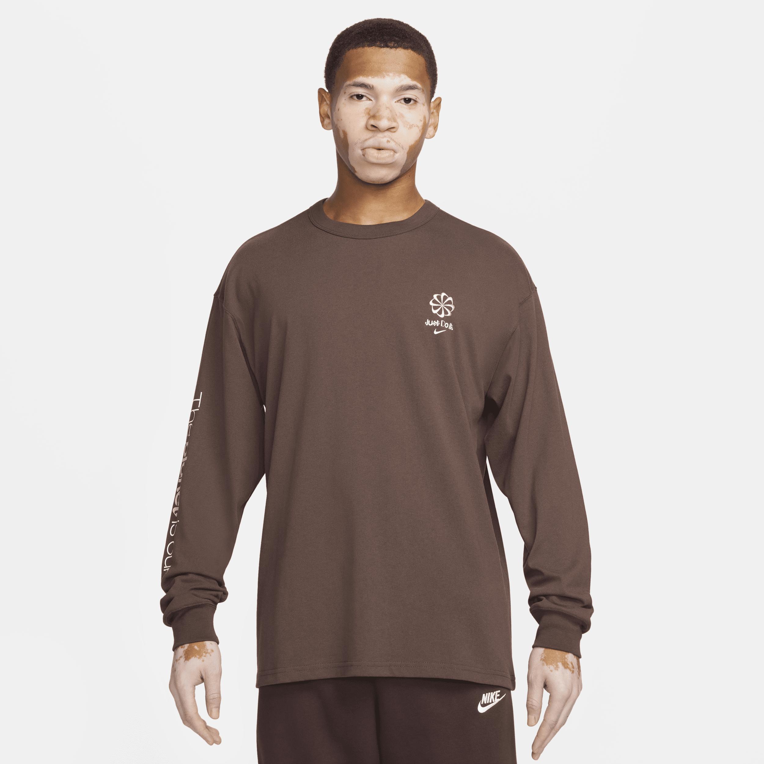 Men's Nike Sportswear Long-Sleeve Max90 T-Shirt Product Image