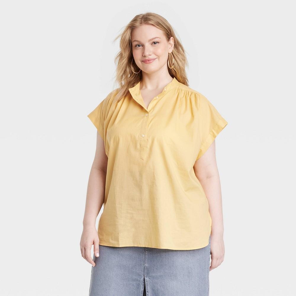 Womens Popover Short Sleeve Blouse - Universal Thread Yellow 2X Product Image