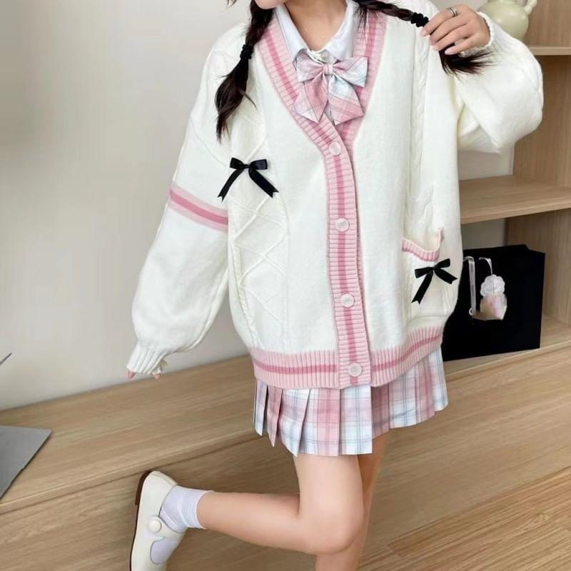 Long Sleeve V-Neck Bow Accent Cable-Knit Loose-Fit Cardigan Product Image