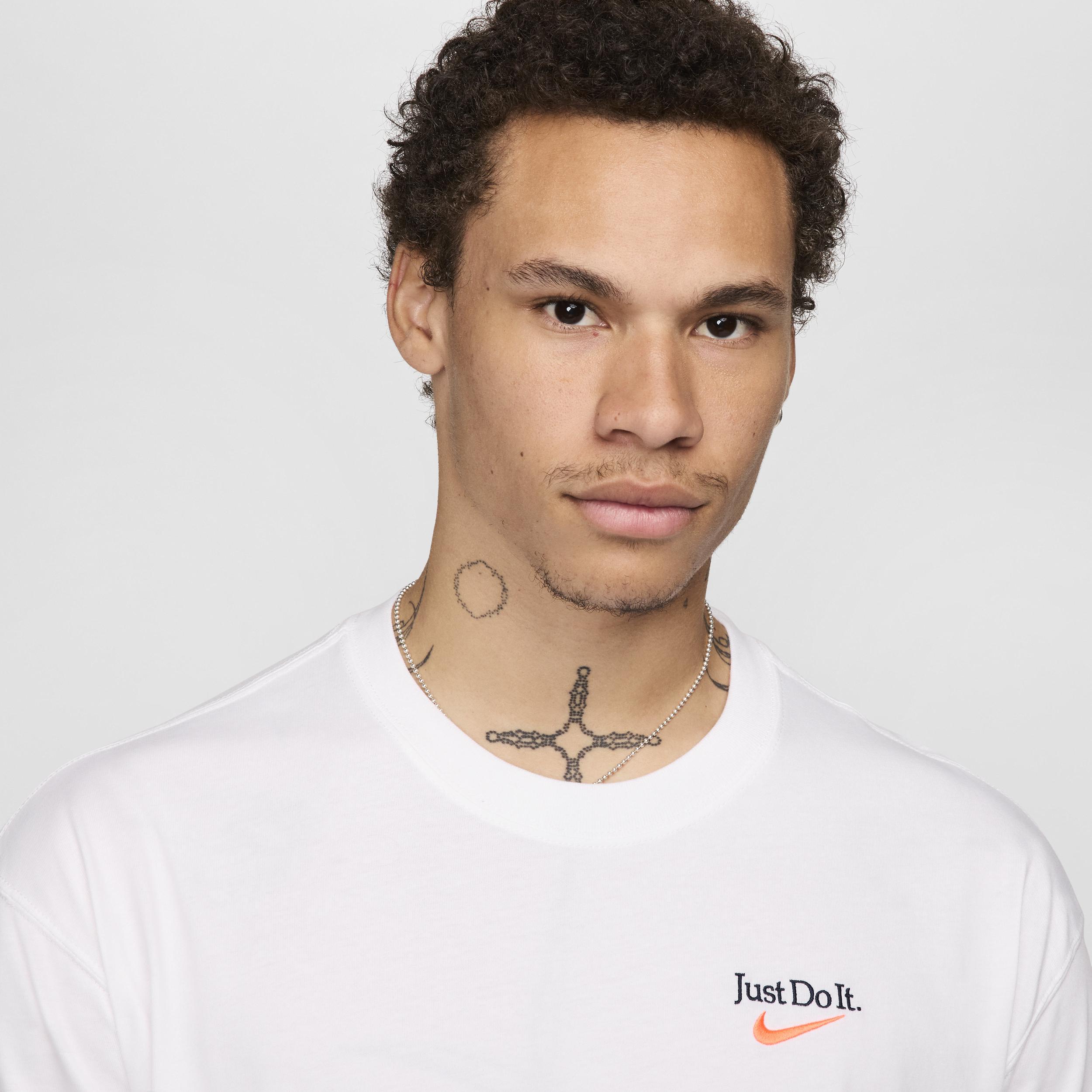 Nike Men's Max90 Basketball T-Shirt Product Image