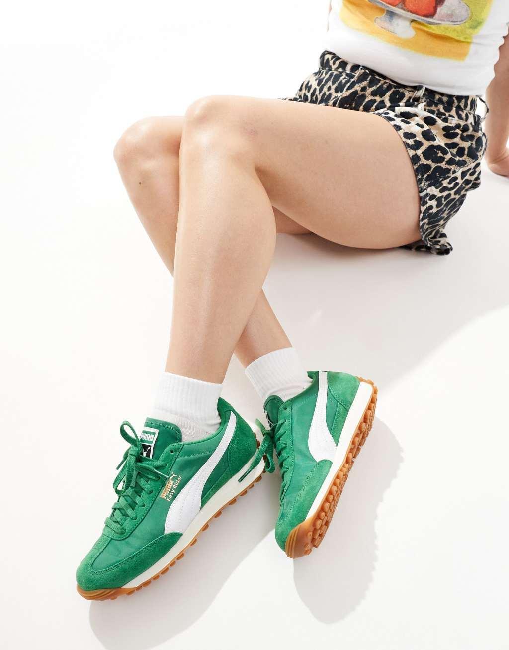 PUMA Easy Rider Vintage sneakers in green and white Product Image