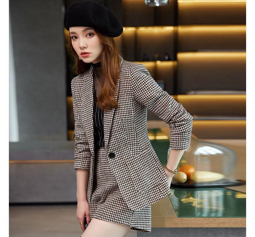 One Buttoned Plaid Blazer / High Waist Dress Shorts Product Image