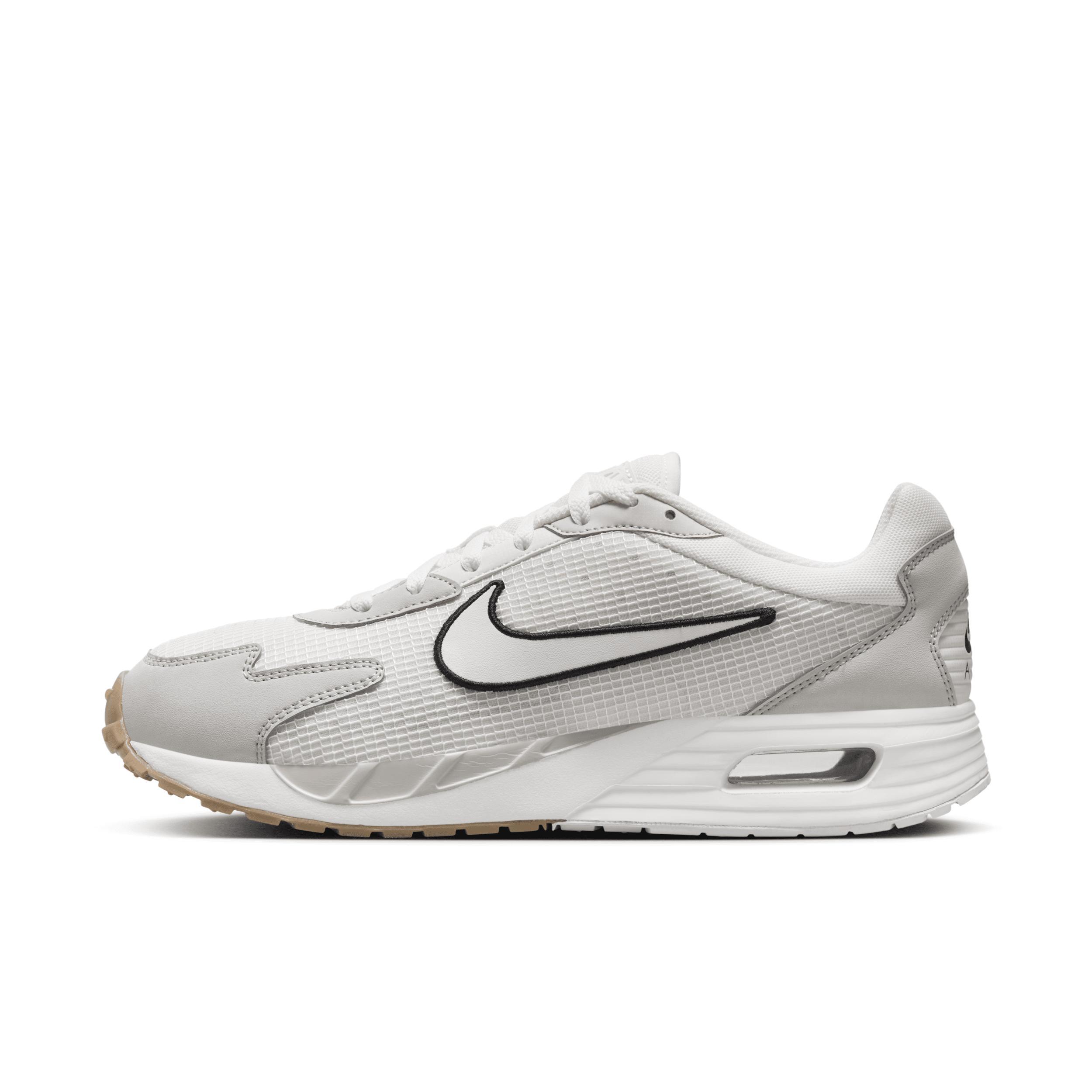 Nike Men's Air Max Solo Shoes Product Image