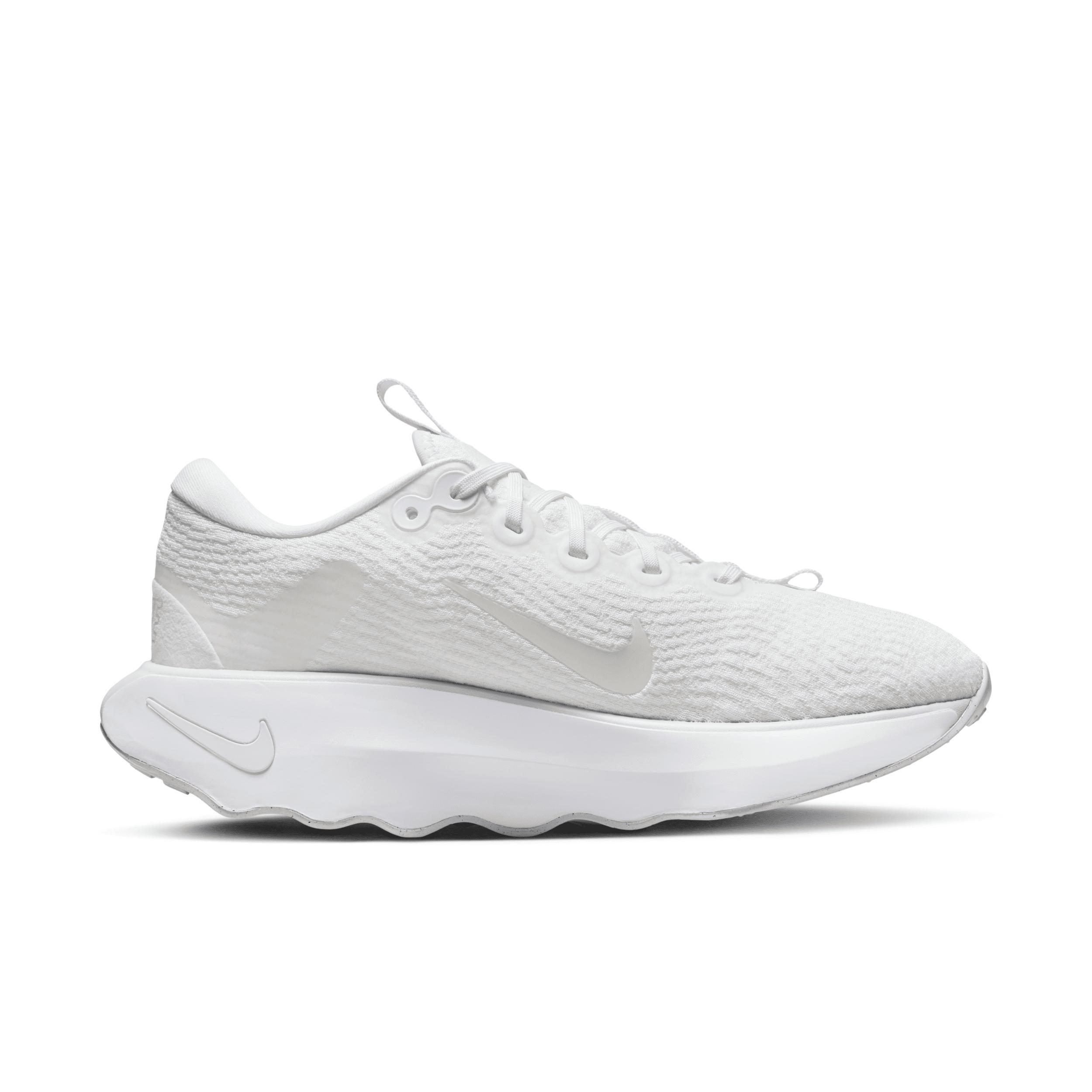 Nike Motiva Women's Walking Shoes Product Image