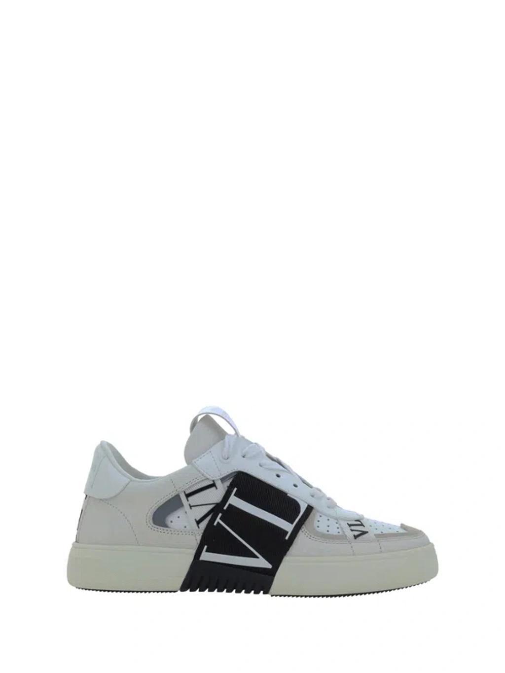 VALENTINO GARAVANI Vl7n Low-top Sneakers In White Product Image