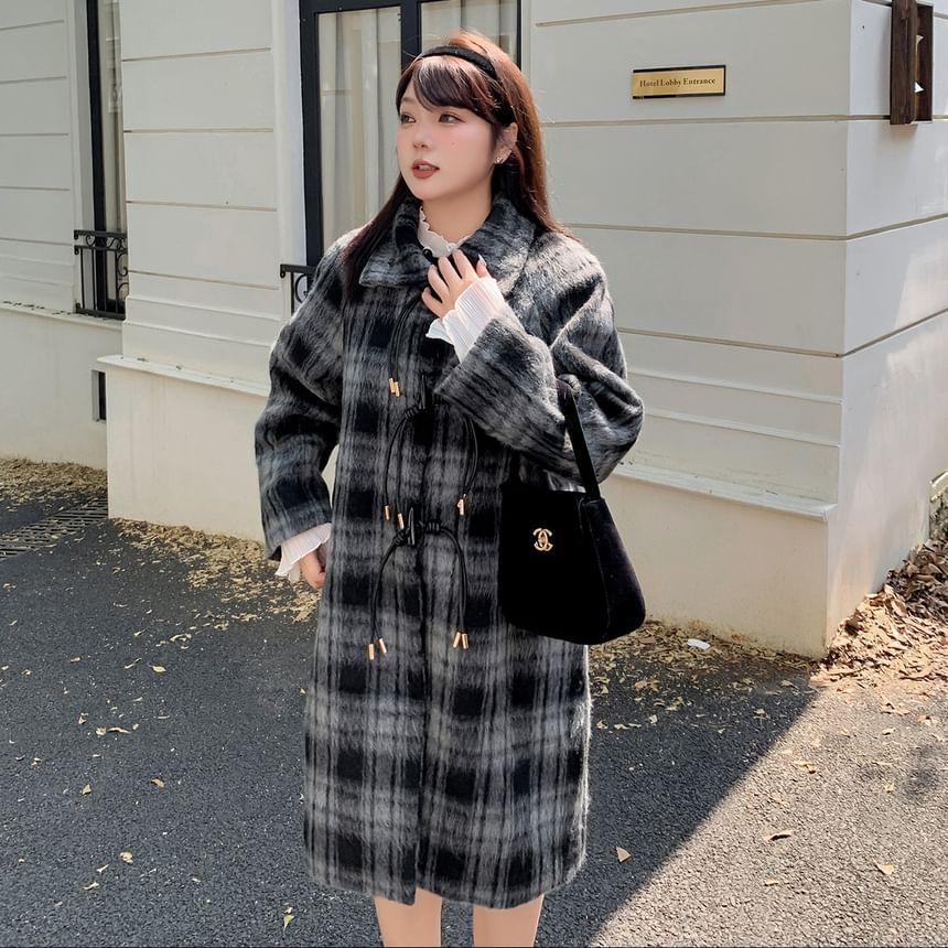 Plus Size Plaid Midi Single-Breasted Coat Product Image