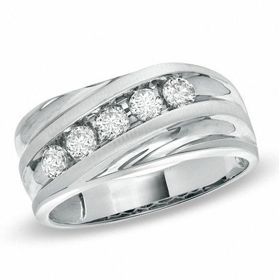 Men's 1/2 CT. T.w. Diamond Slant Wedding Band in 14K White Gold Product Image