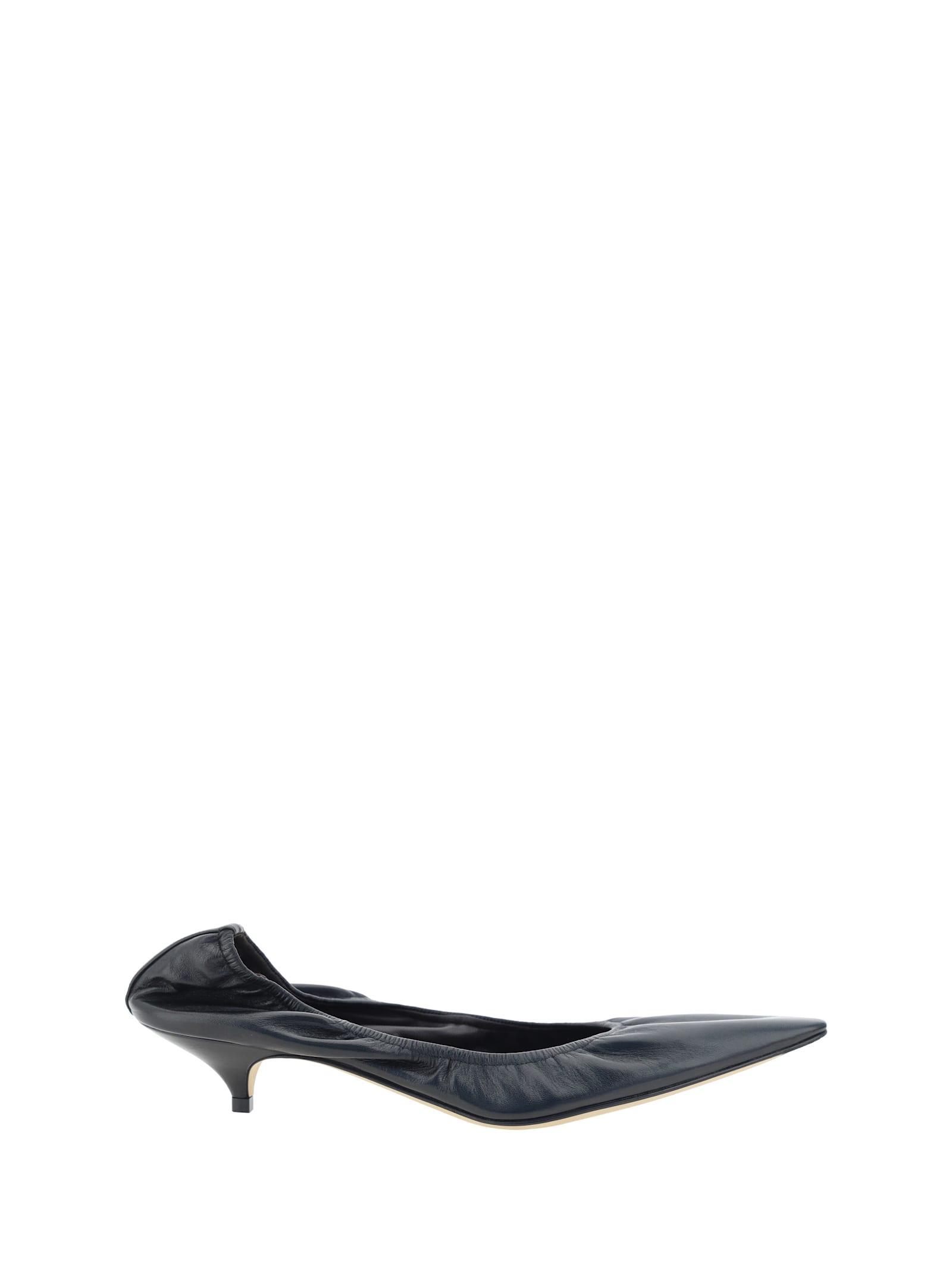 Black Liisa Pumps Product Image