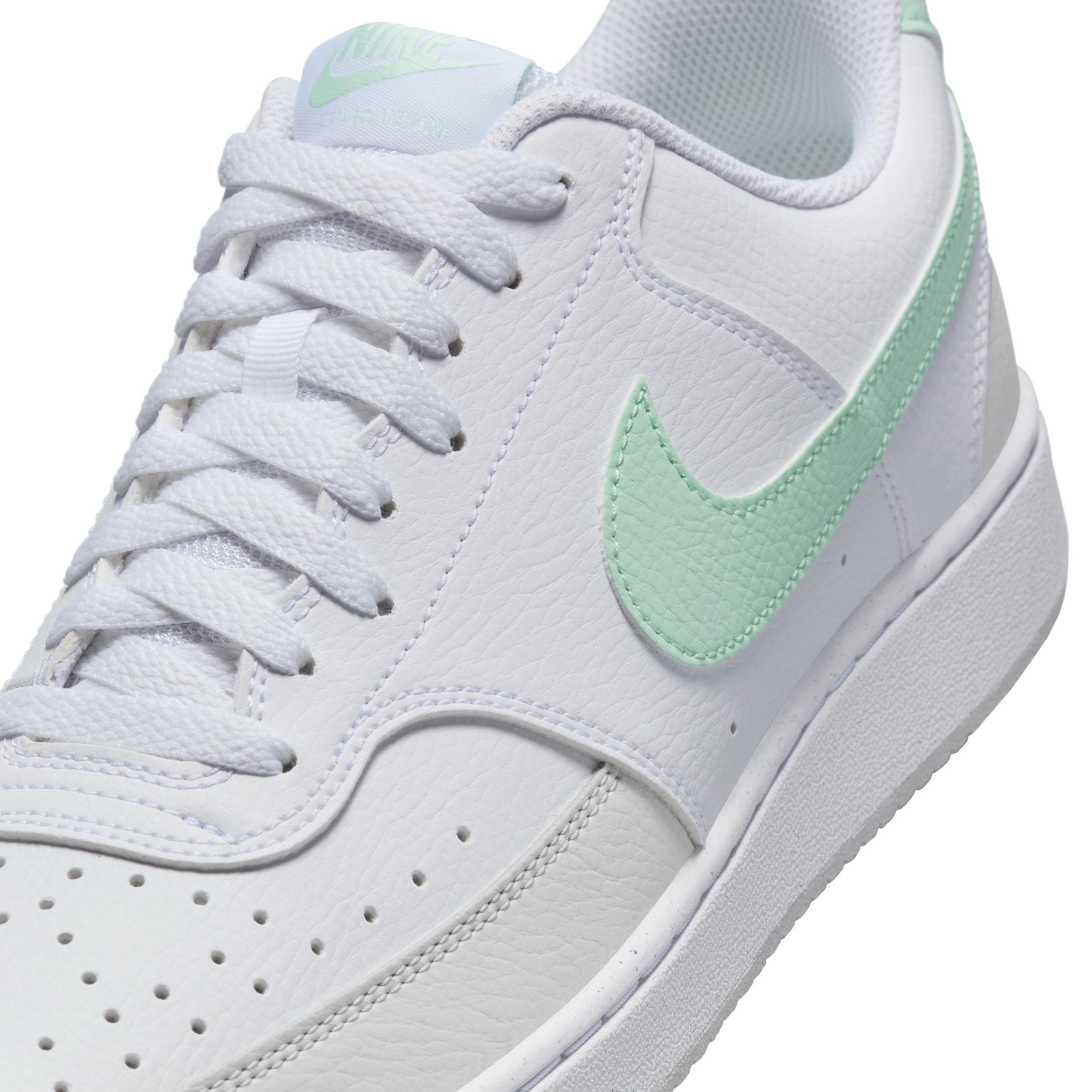 Nike Men's Court Vision Low Shoes Product Image