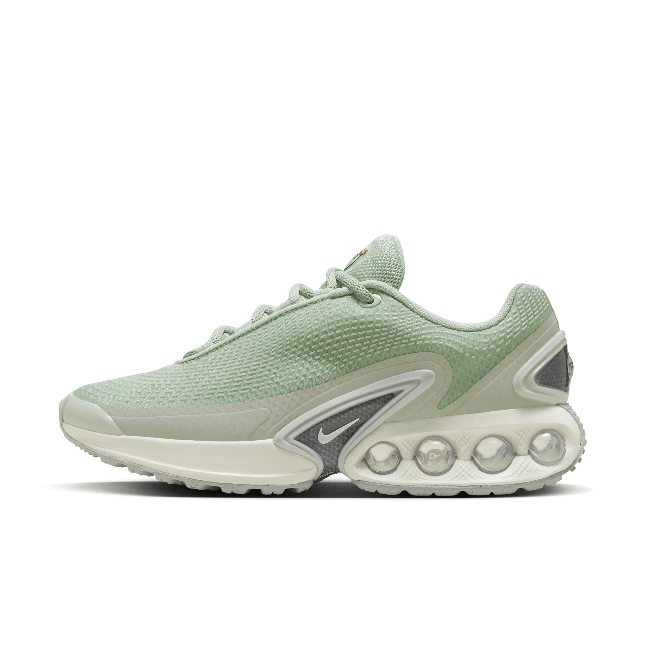 Nike Women's Air Max Dn SE Shoes Product Image