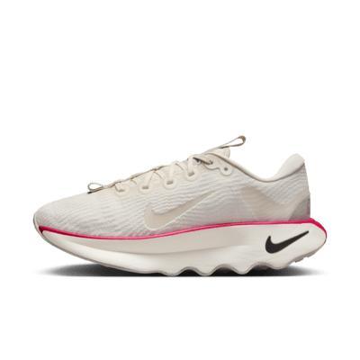 Nike Motiva Women's Walking Shoes Product Image